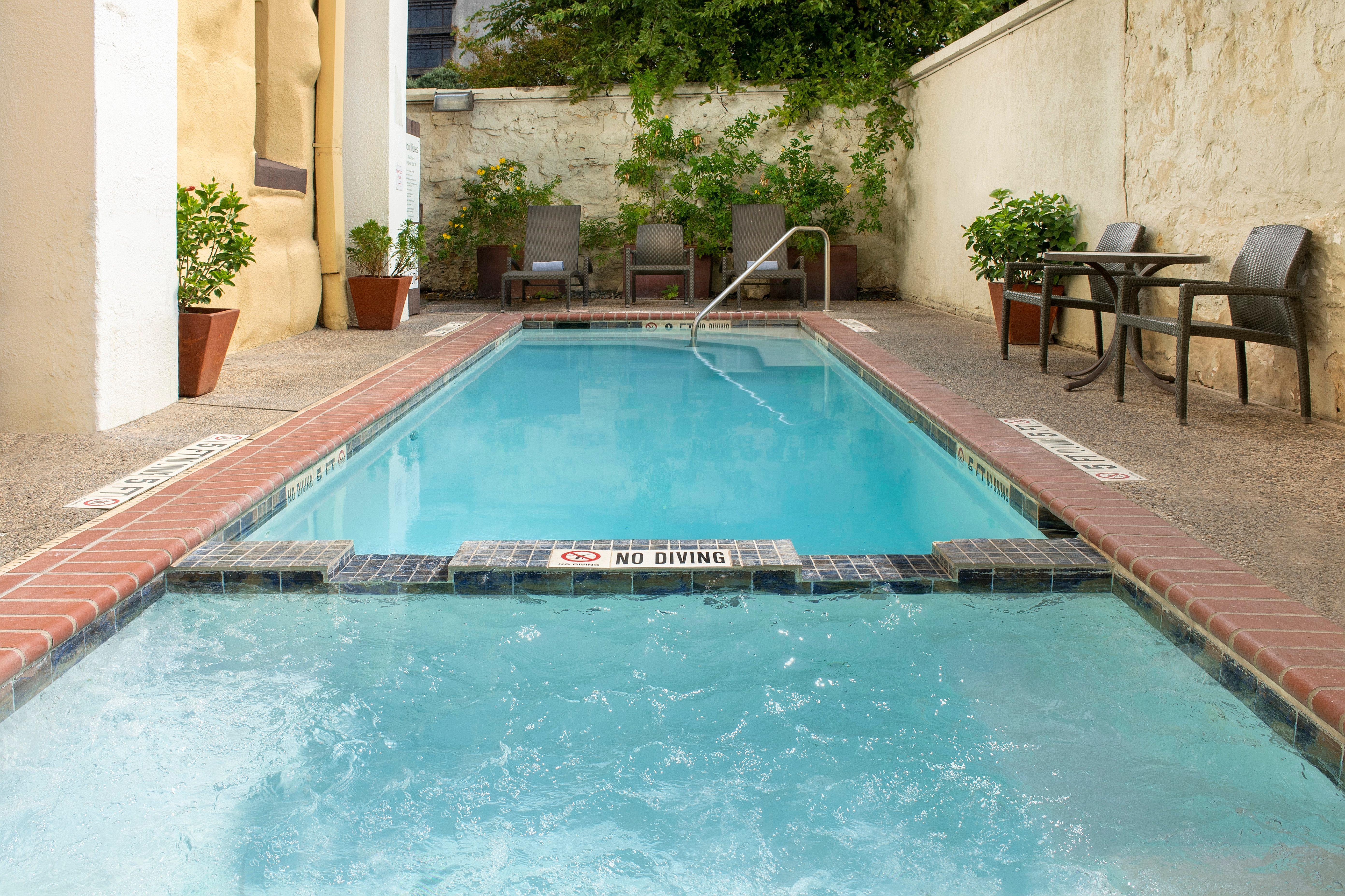 Holiday Inn Express San Antonio North Riverwalk Area By Ihg Kültér fotó